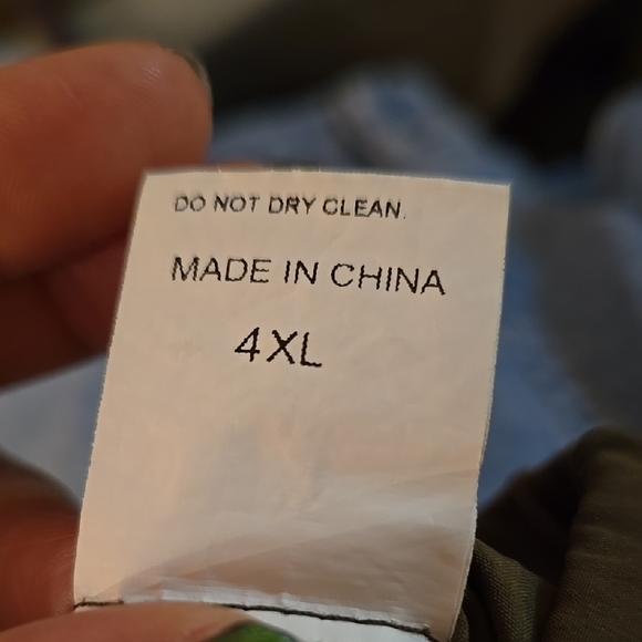 Women's Olive Cargo Pants - Picture 6 of 6